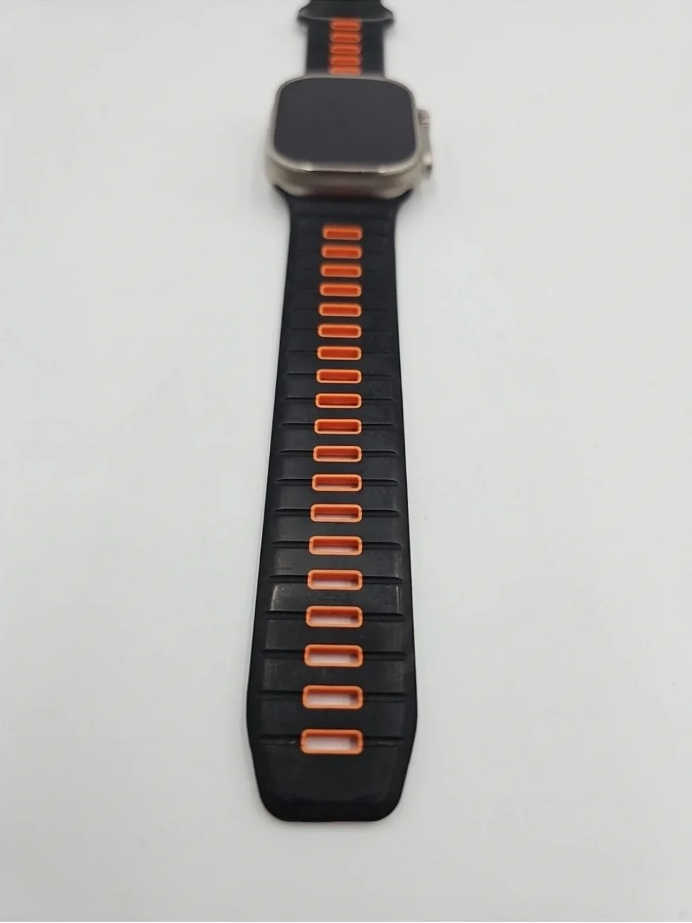 Black and Orange Silicone Replacement Watch Bands for Smartwatches